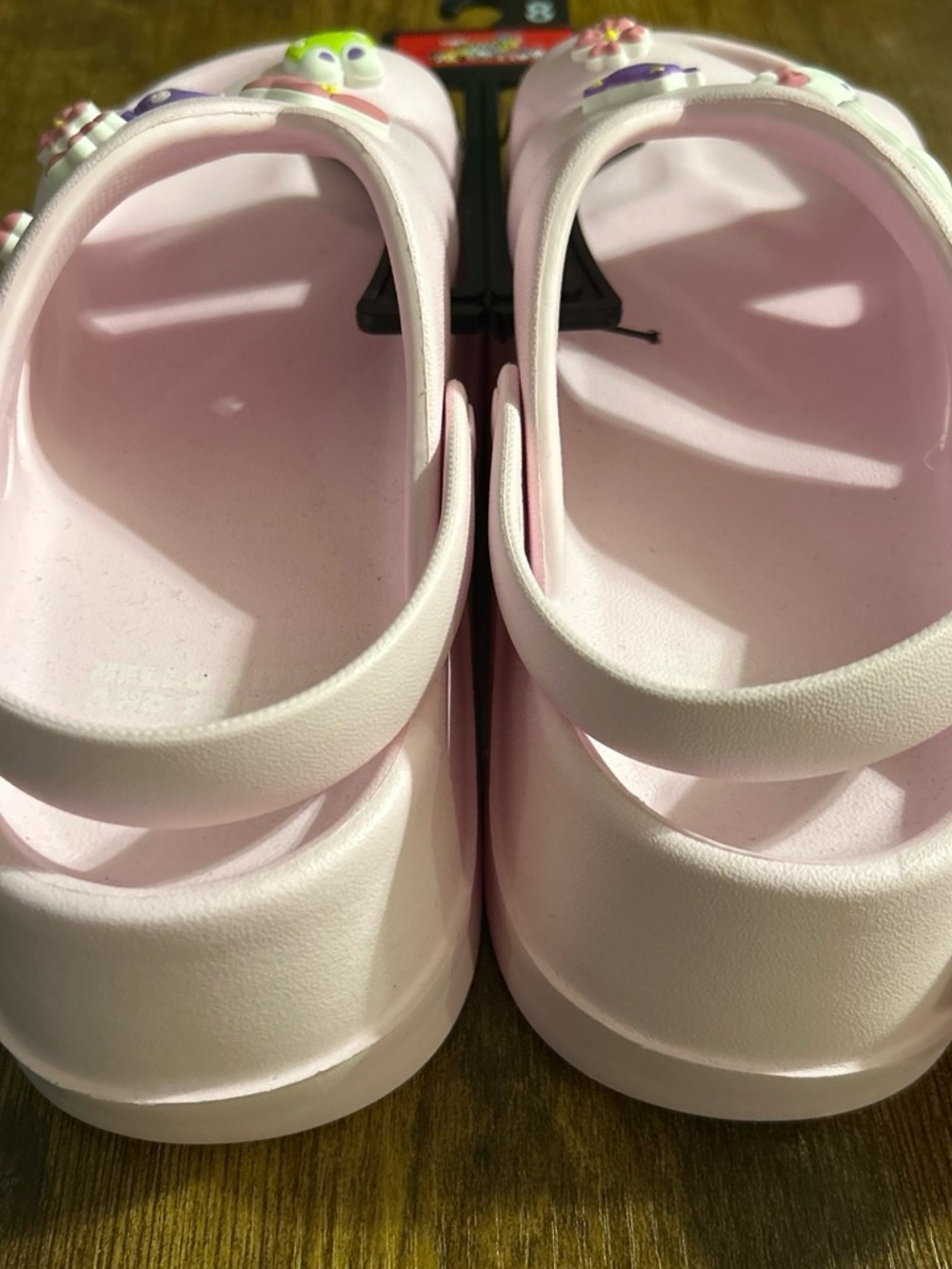 Women’s Sanrio Croc-Like Pink Slip-On Clogs with Decorative Charms Size 8 - Picture 4 of 5